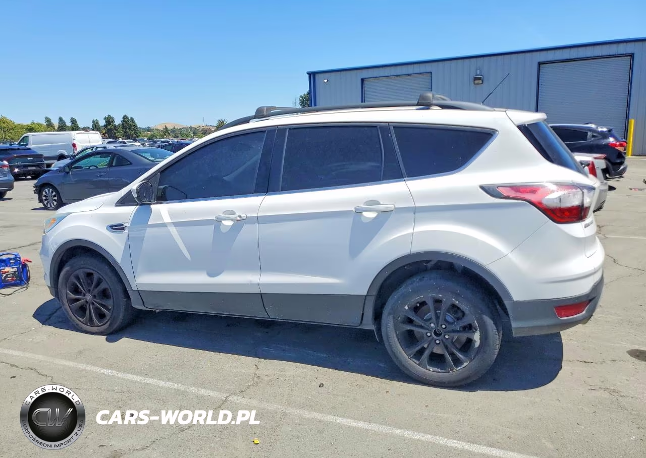 2017 Ford Escape Se VIN:1FMCU9GD6HUB45915 - 2