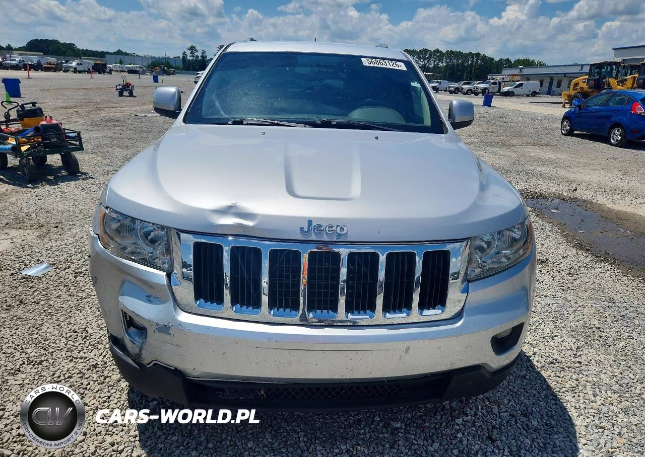 2011 Jeep Grand Cherokee Laredo VIN:1J4RS4GG2BC549139 - 5