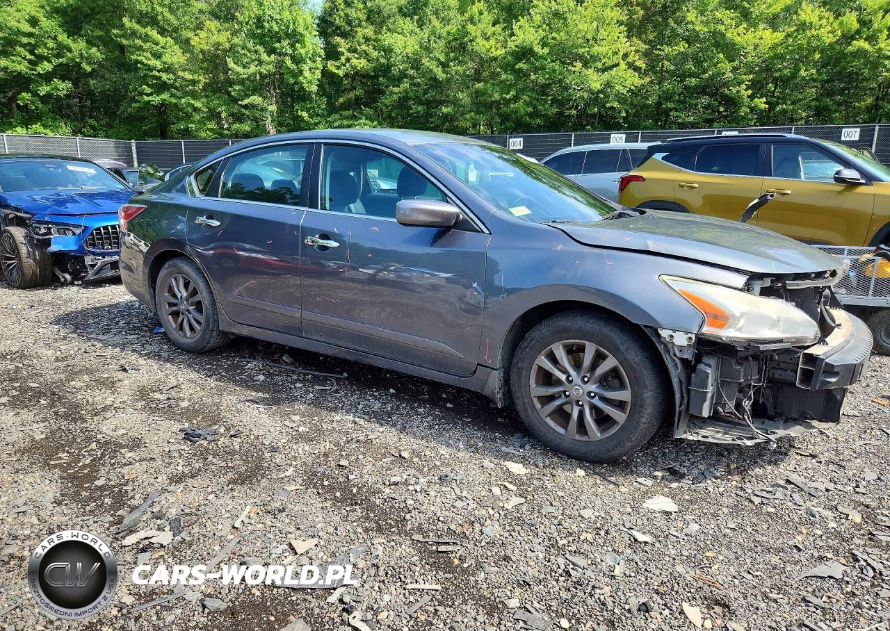 2015 Nissan Altima 2.5 S VIN:1N4AL3AP0FN902304 - 4