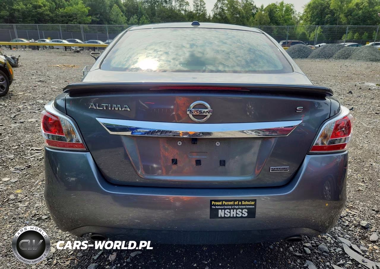 2015 Nissan Altima 2.5 S VIN:1N4AL3AP0FN902304 - 6