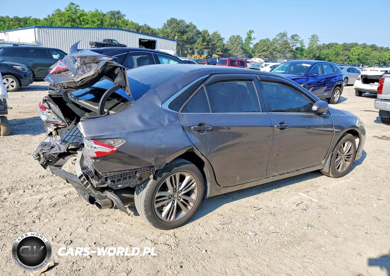 2017 Toyota Camry Se VIN:4T1BF1FK5HU387537 - 3