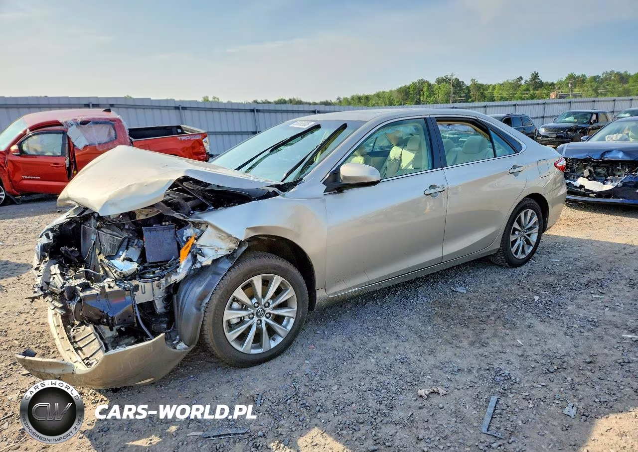 2016 Toyota Camry Xle – zdjęcie 1 z 12