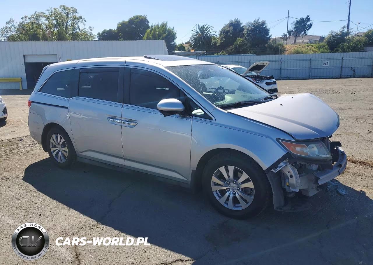2015 Honda Odyssey Exl VIN:5FNRL5H69FB024862 - 4
