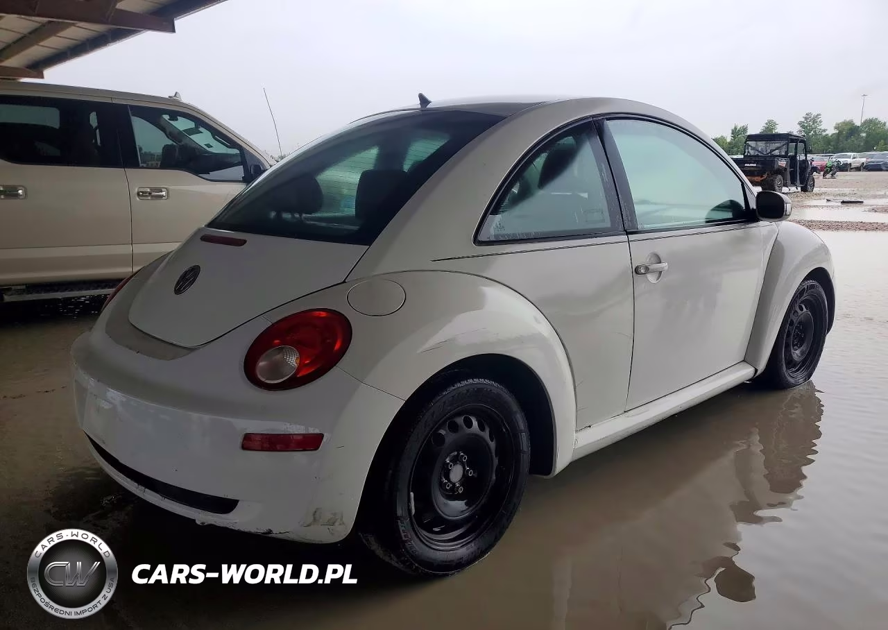 2010 Volkswagen New Beetle VIN:3VWPG3AGXAM010554 - 3