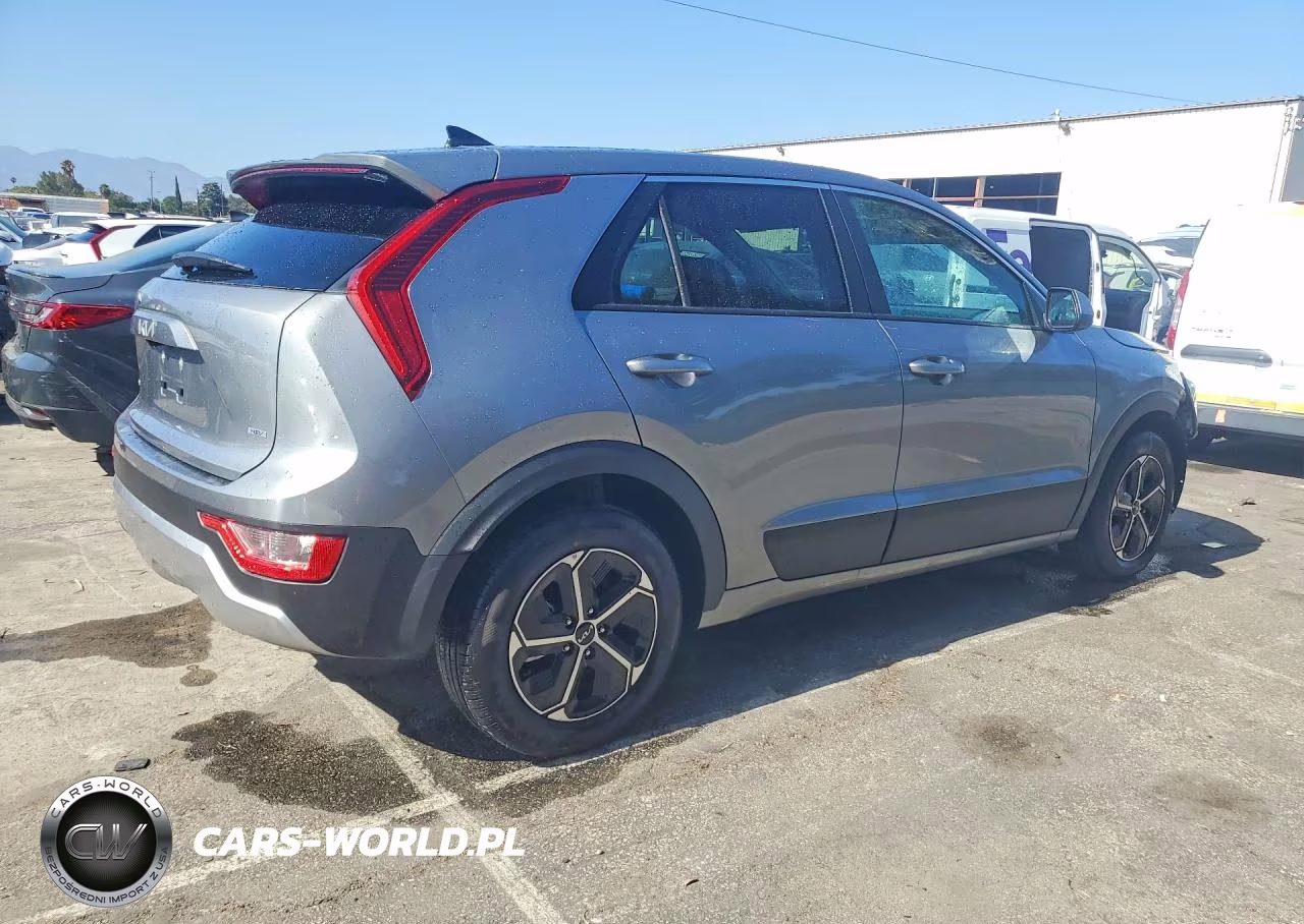 2026 Kia Niro Lx VIN:KNDCP3LE8T5344507 - 3