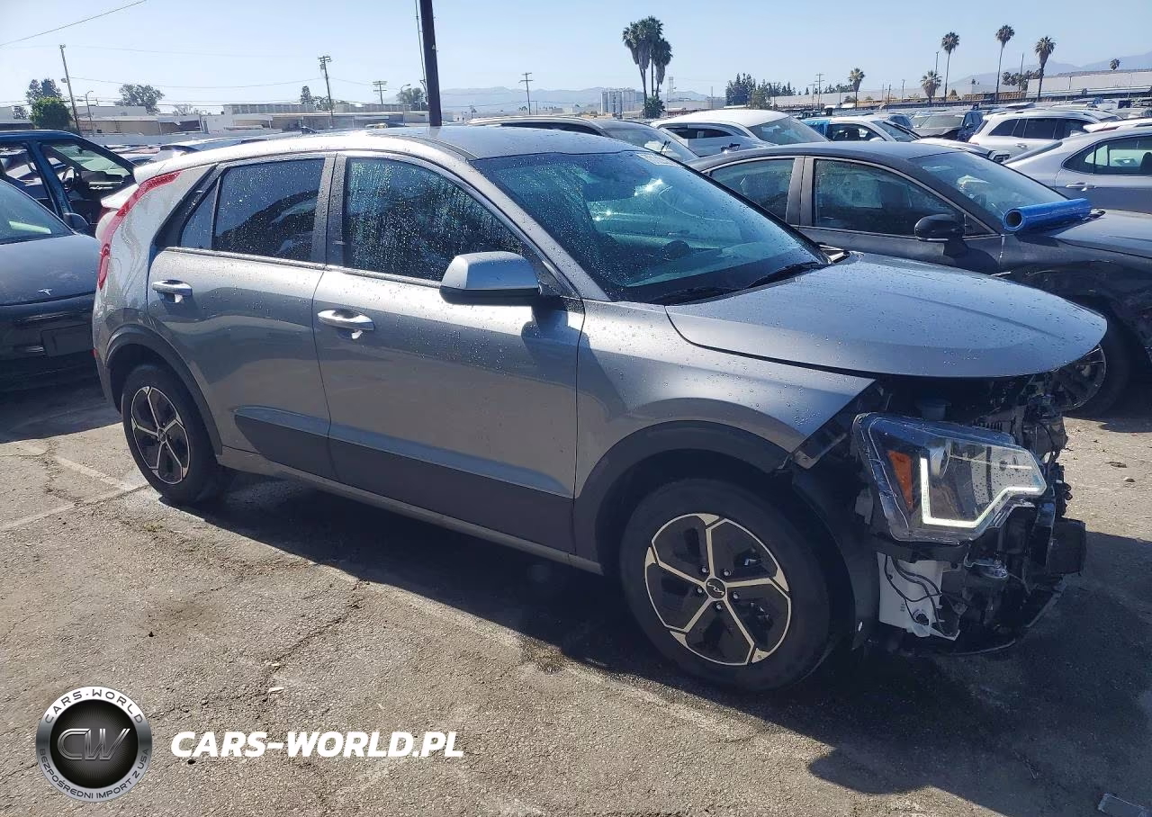 2026 Kia Niro Lx VIN:KNDCP3LE8T5344507 - 4