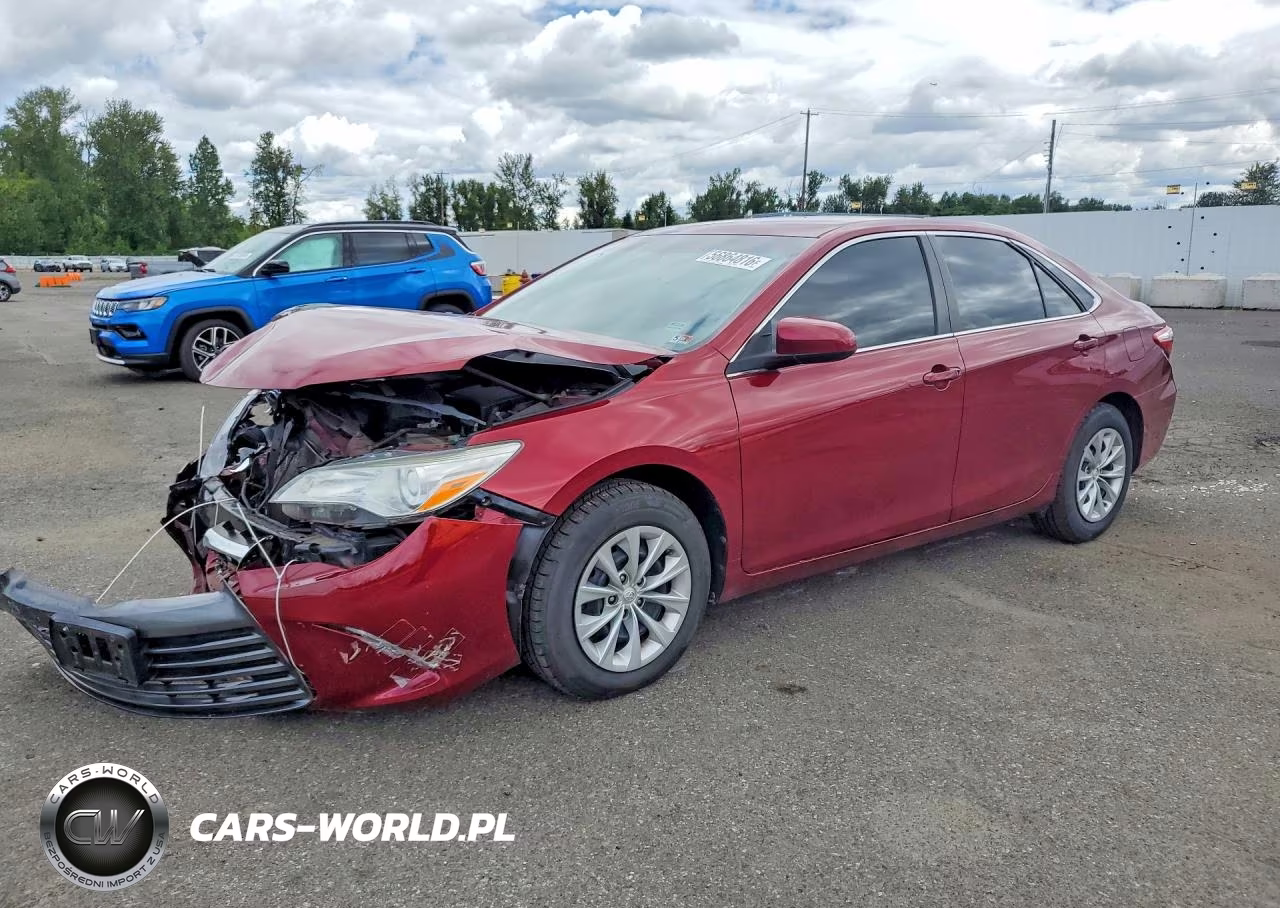 2016 Toyota Camry Le