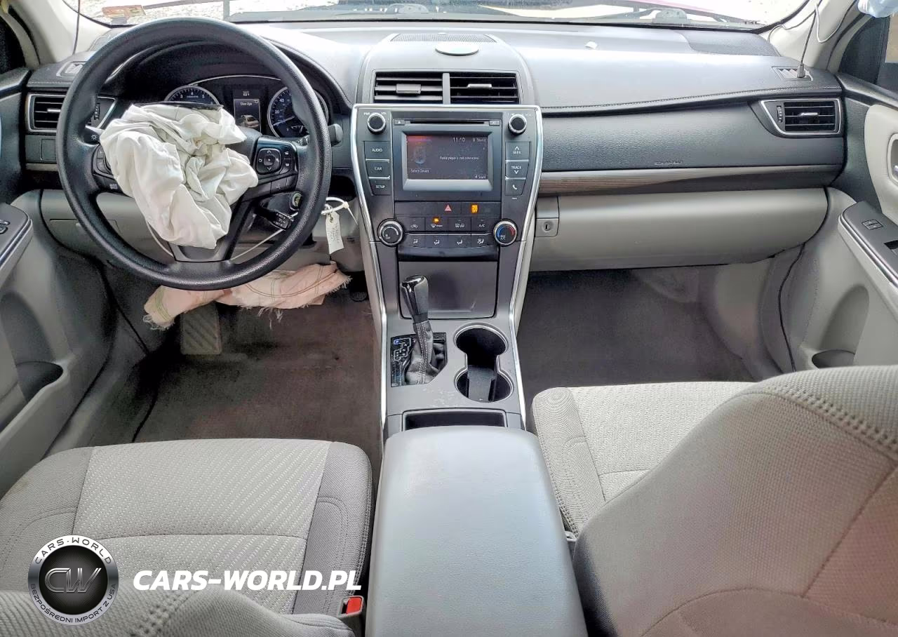 2016 Toyota Camry Le VIN:4T1BF1FK8GU579839 - 8