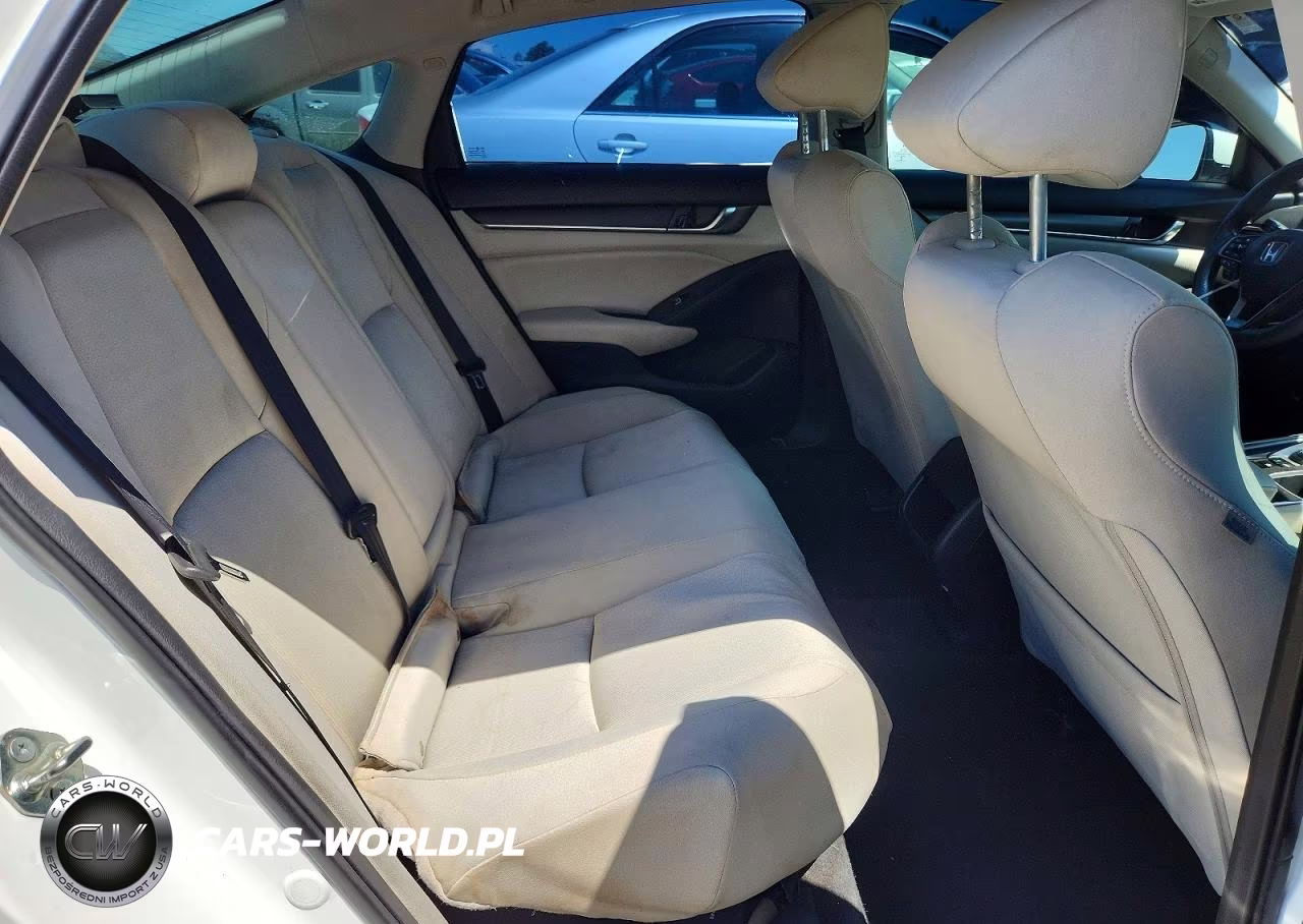 2018 Honda Accord Hybrid VIN:1HGCV3F13JA010437 - 10