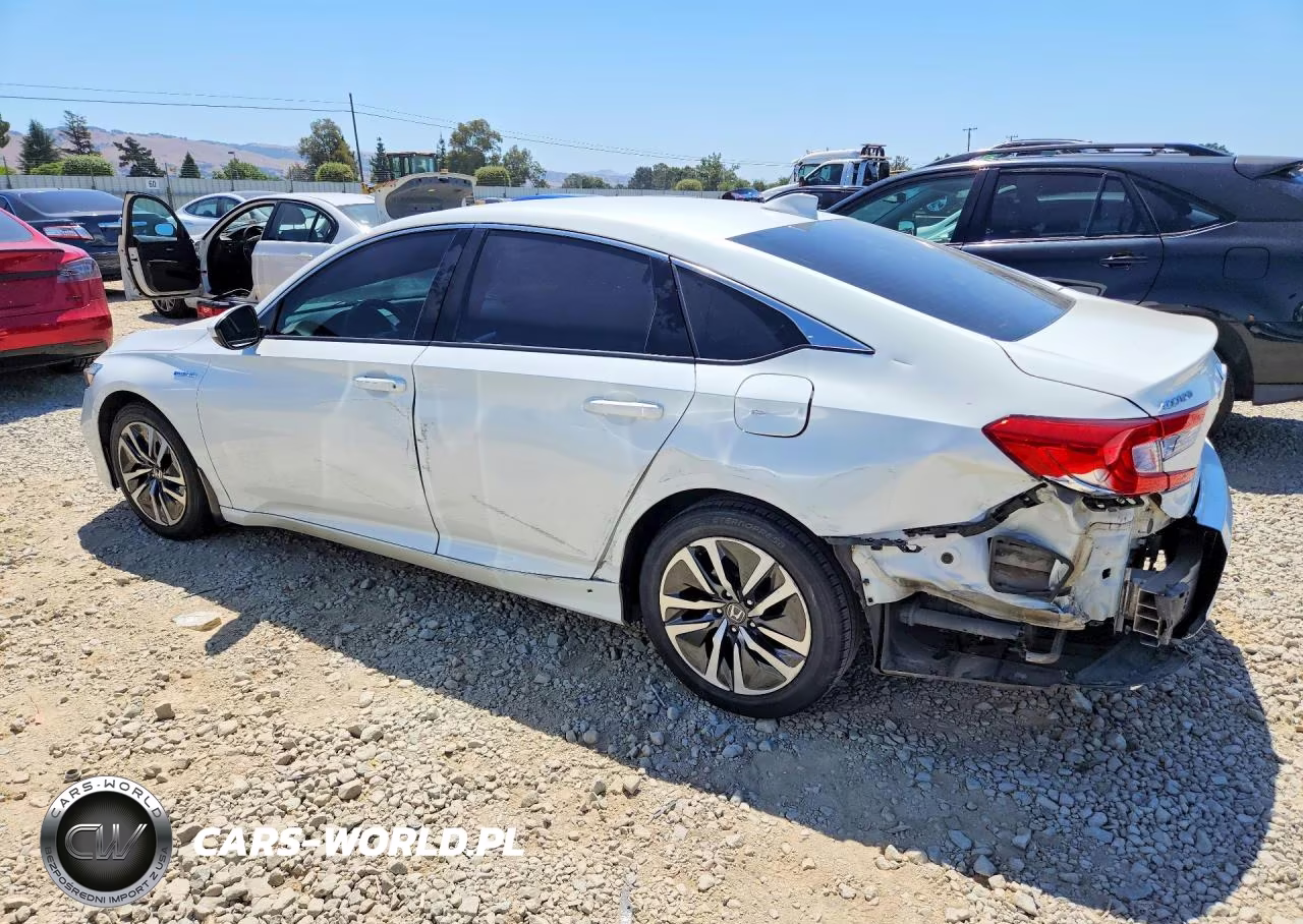 2018 Honda Accord Hybrid VIN:1HGCV3F13JA010437 - 2