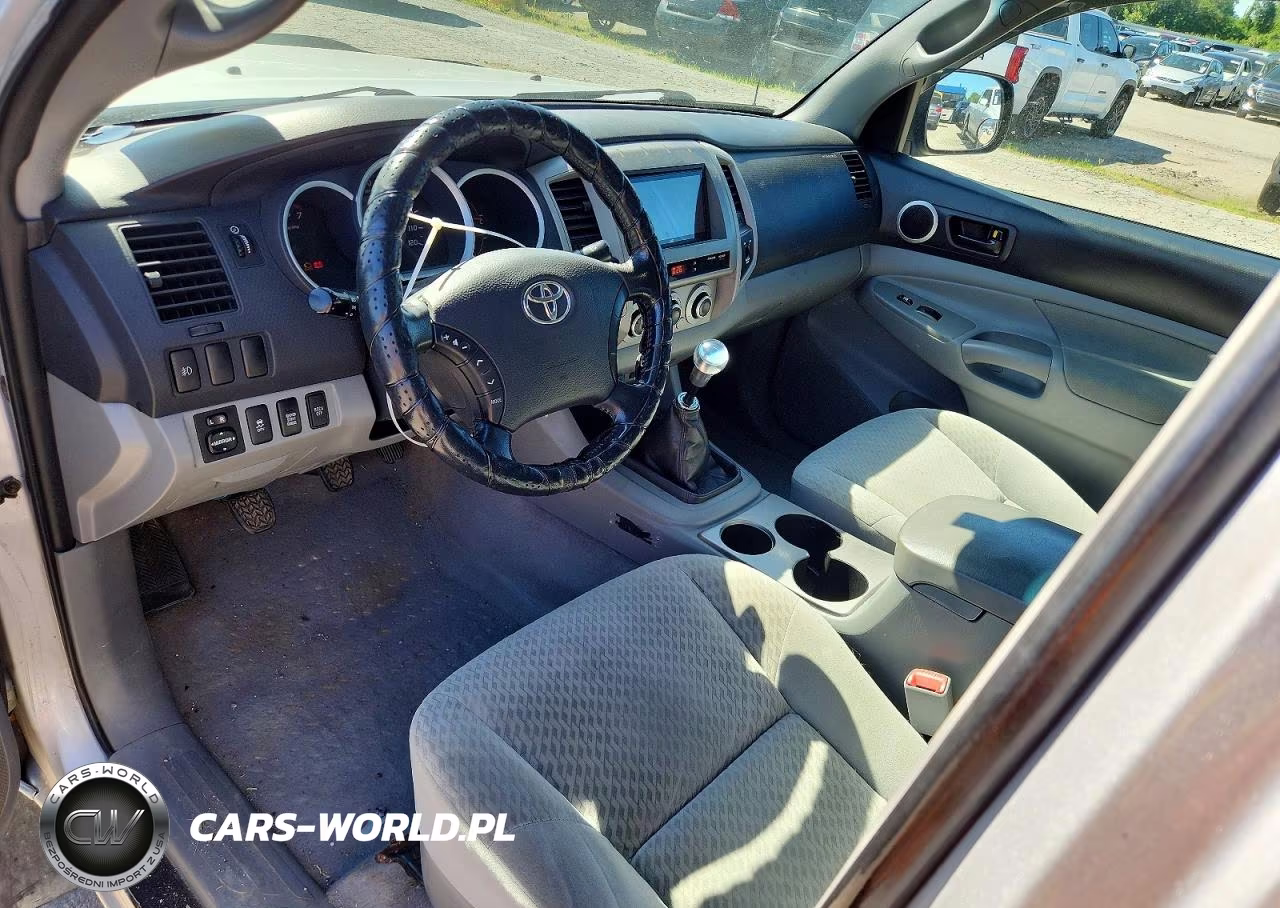 2010 Toyota Tacoma Access Cab VIN:5TEUX4EN0AZ735586 - 8