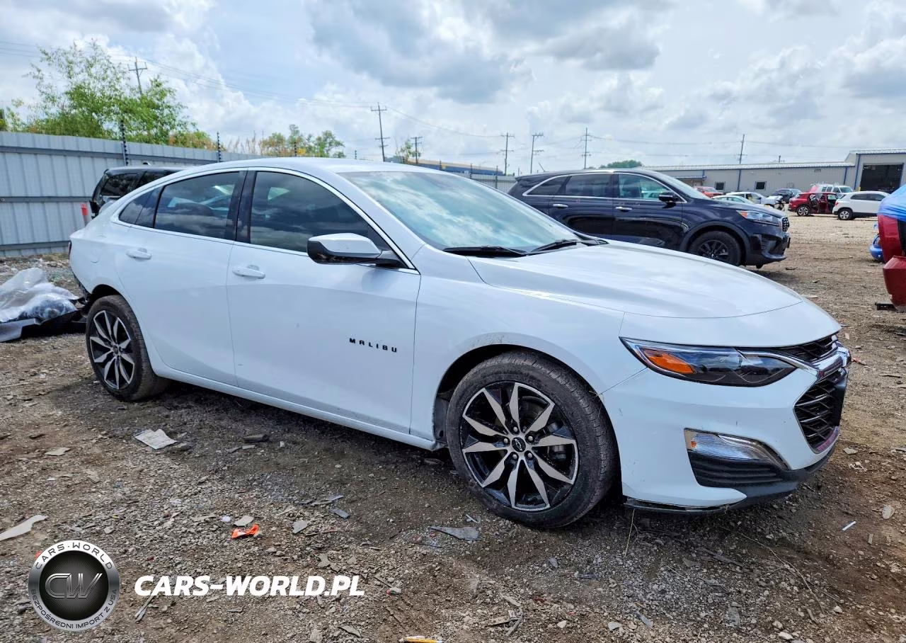 2023 Chevrolet Malibu Rs VIN:1G1ZG5ST0PF144705 - 4