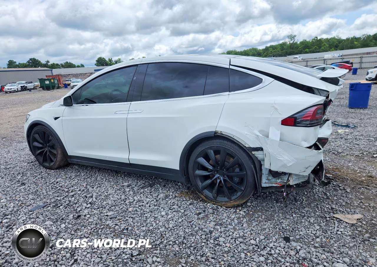 2017 Tesla Model X VIN:5YJXCBE20HF077010 - 2
