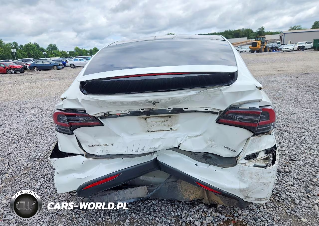 2017 Tesla Model X VIN:5YJXCBE20HF077010 - 6