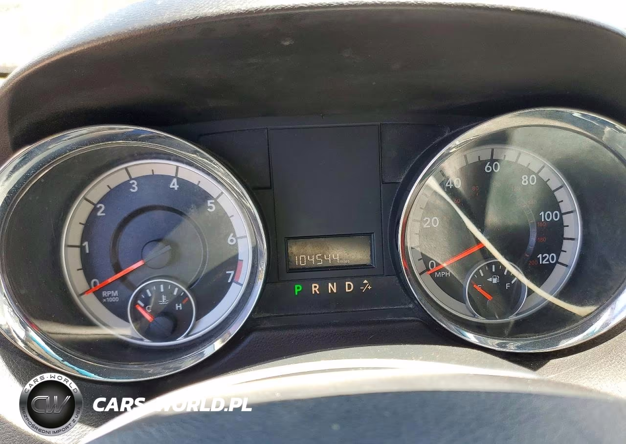 2014 Dodge Caravan VIN:2C4RDGBG0ER110400 - 9