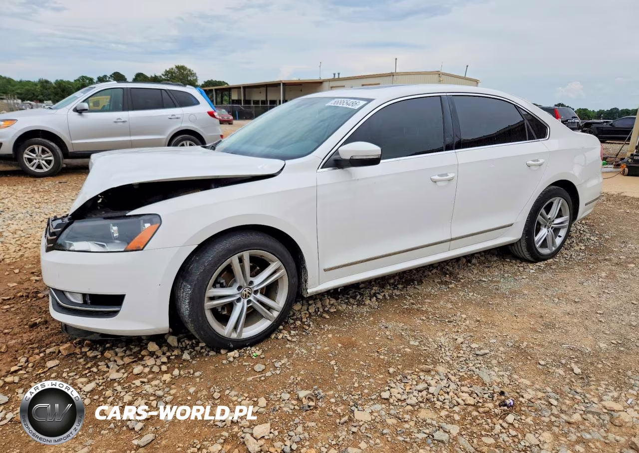 2013 Volkswagen Passat Sel – zdjęcie 1 z 12