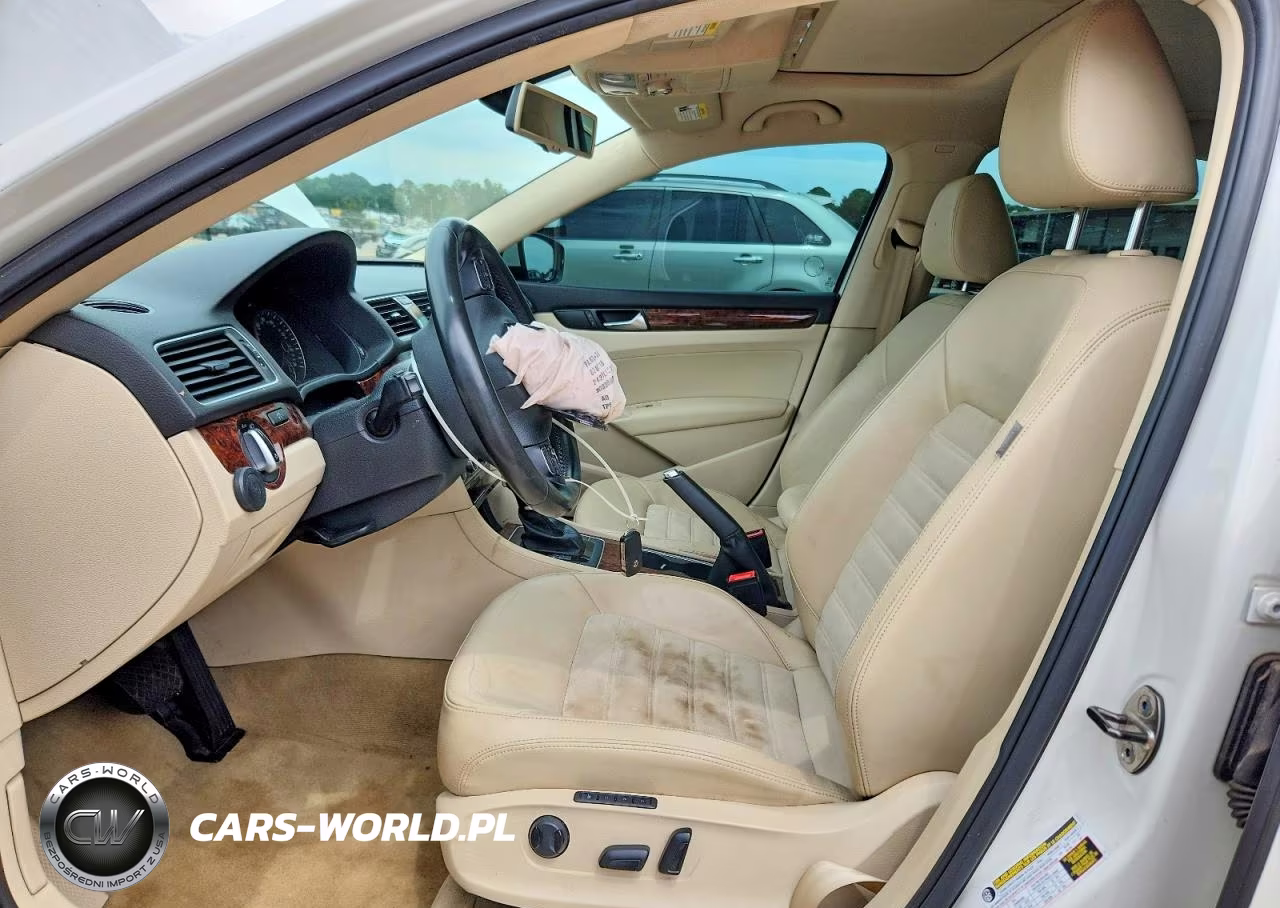 2013 Volkswagen Passat Sel VIN:1VWCM7A3XDC067855 - 7