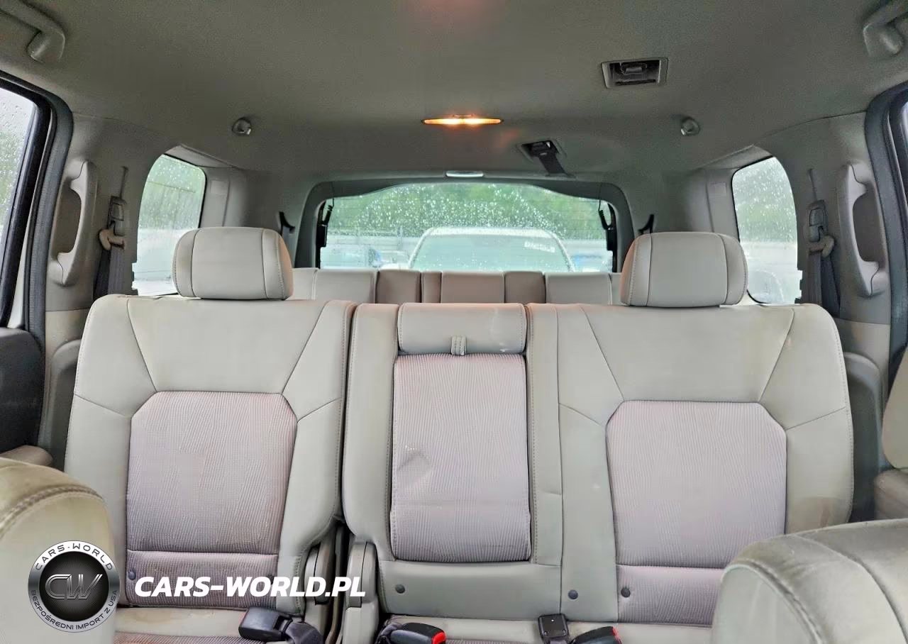 2011 Honda Pilot Ex VIN:5FNYF3H42BB052082 - 10