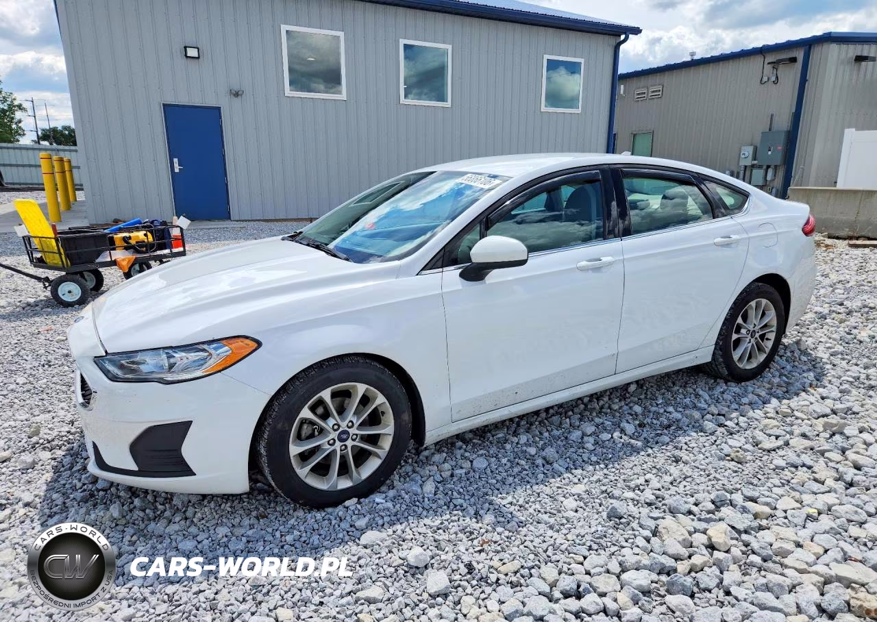 2019 Ford Fusion Se – zdjęcie 1 z 12