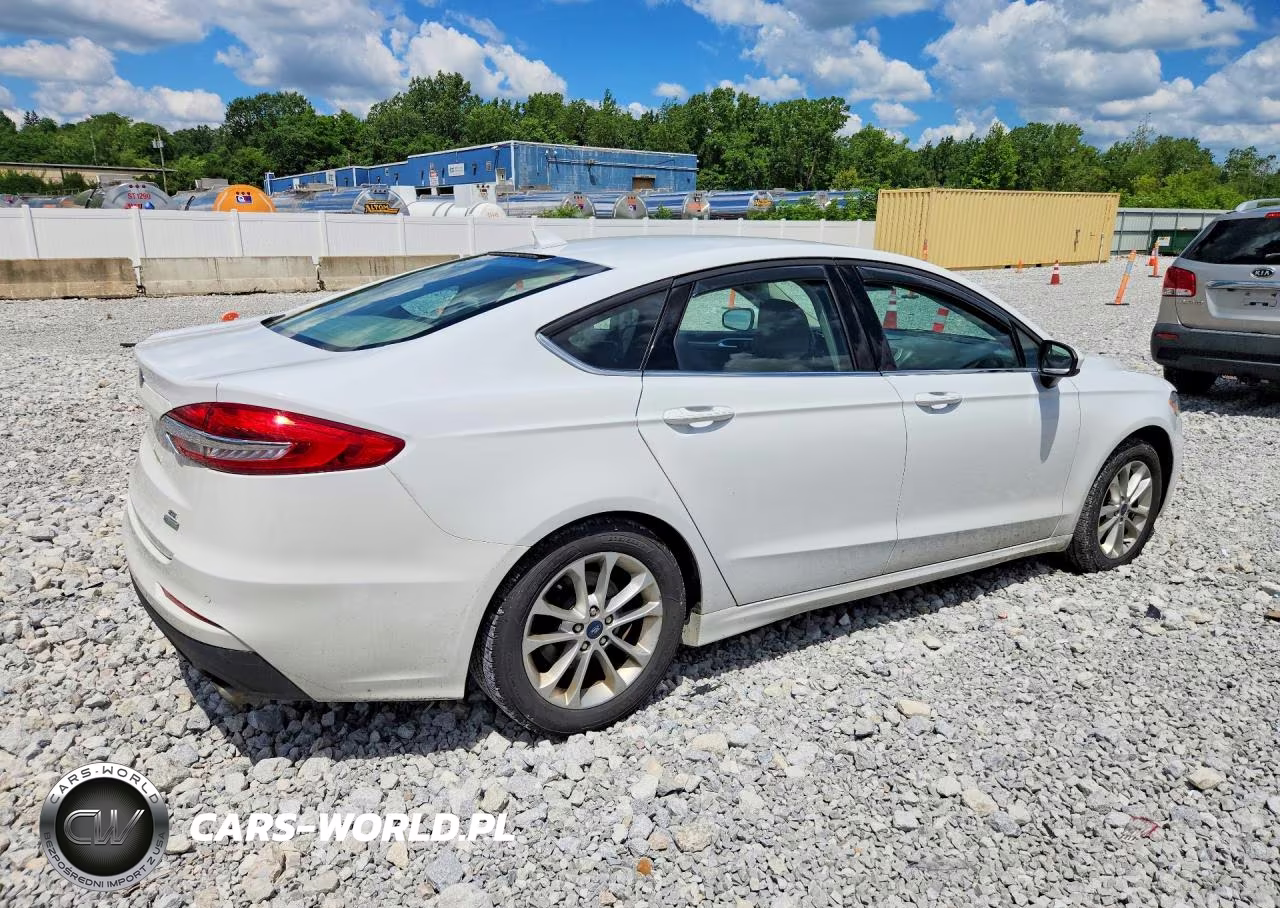 2019 Ford Fusion Se VIN:3FA6P0HD0KR203735 - 3