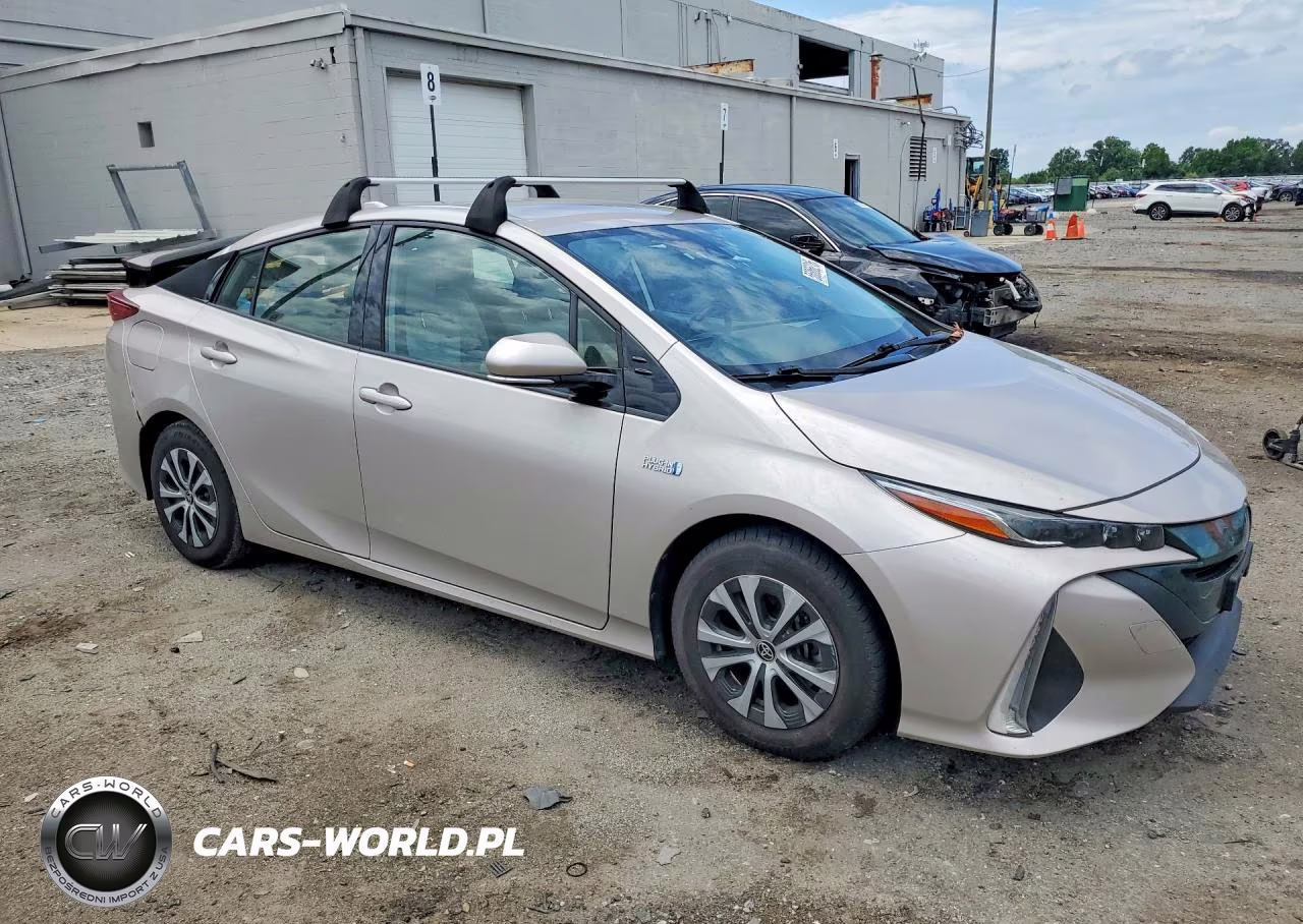 2020 Toyota Prius Prime Xle VIN:JTDKARFP4L3124743 - 4