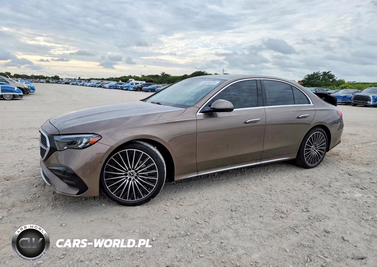 2026 Mercedes-Benz E 350 – zdjęcie 1 z 12