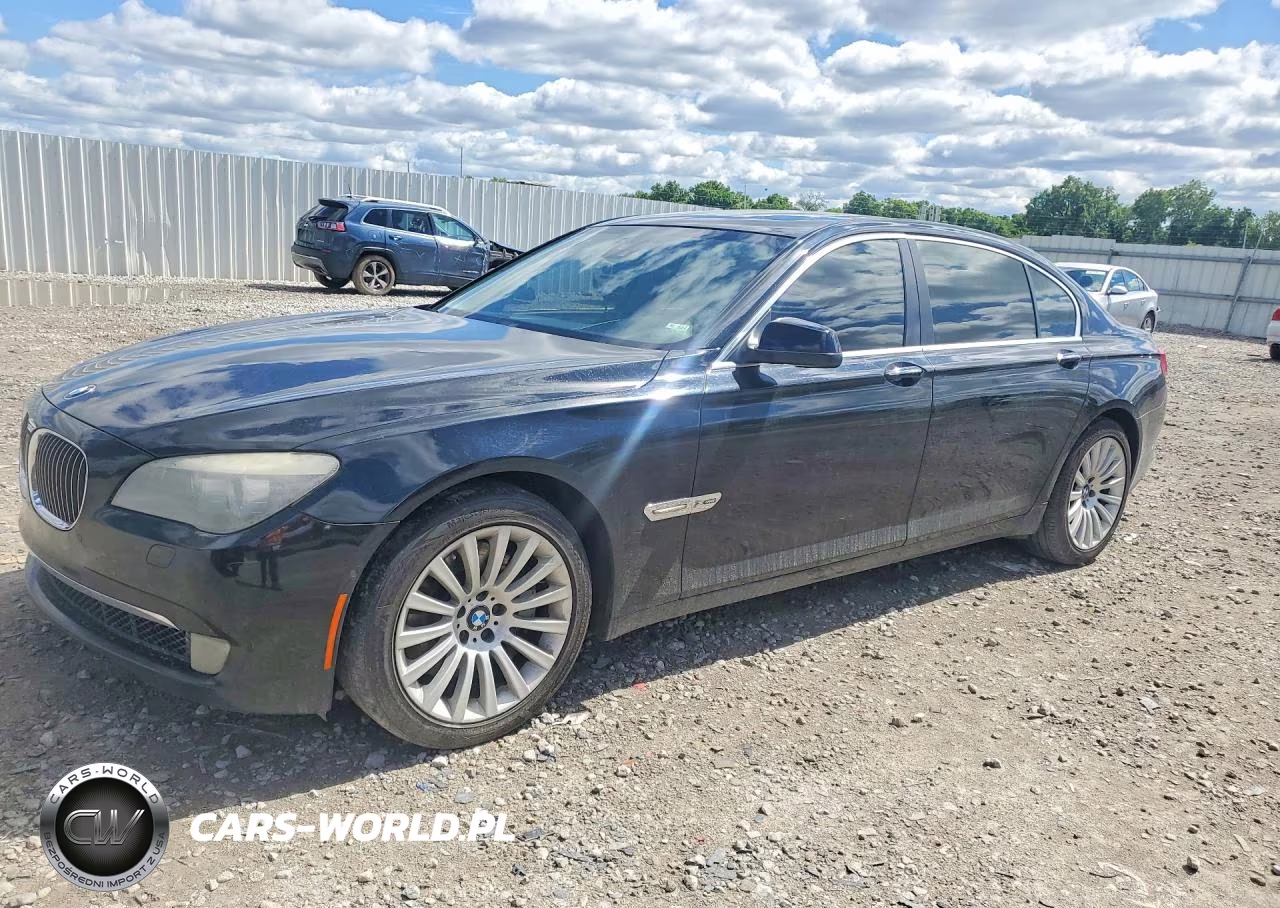 2012 BMW 750 Lxi – zdjęcie 1 z 12
