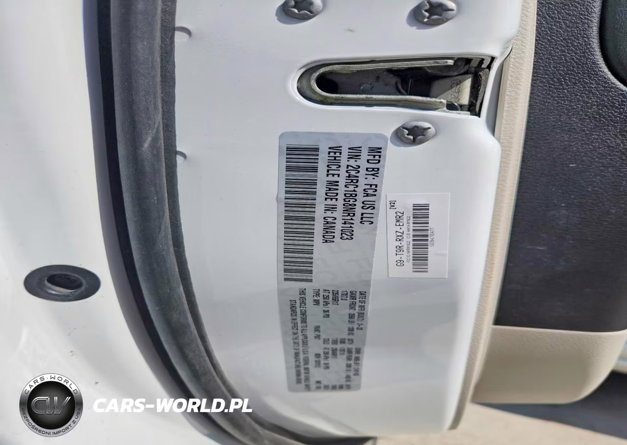 2022 Chrysler Pacifica Touring L VIN:2C4RC1BG8NR141023 - 13