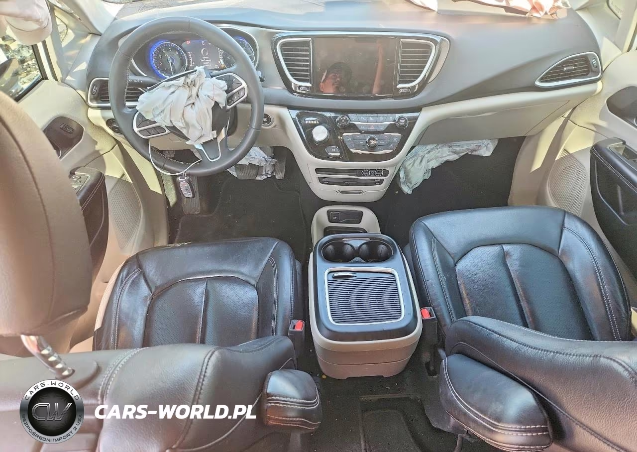 2022 Chrysler Pacifica Touring L VIN:2C4RC1BG8NR141023 - 8