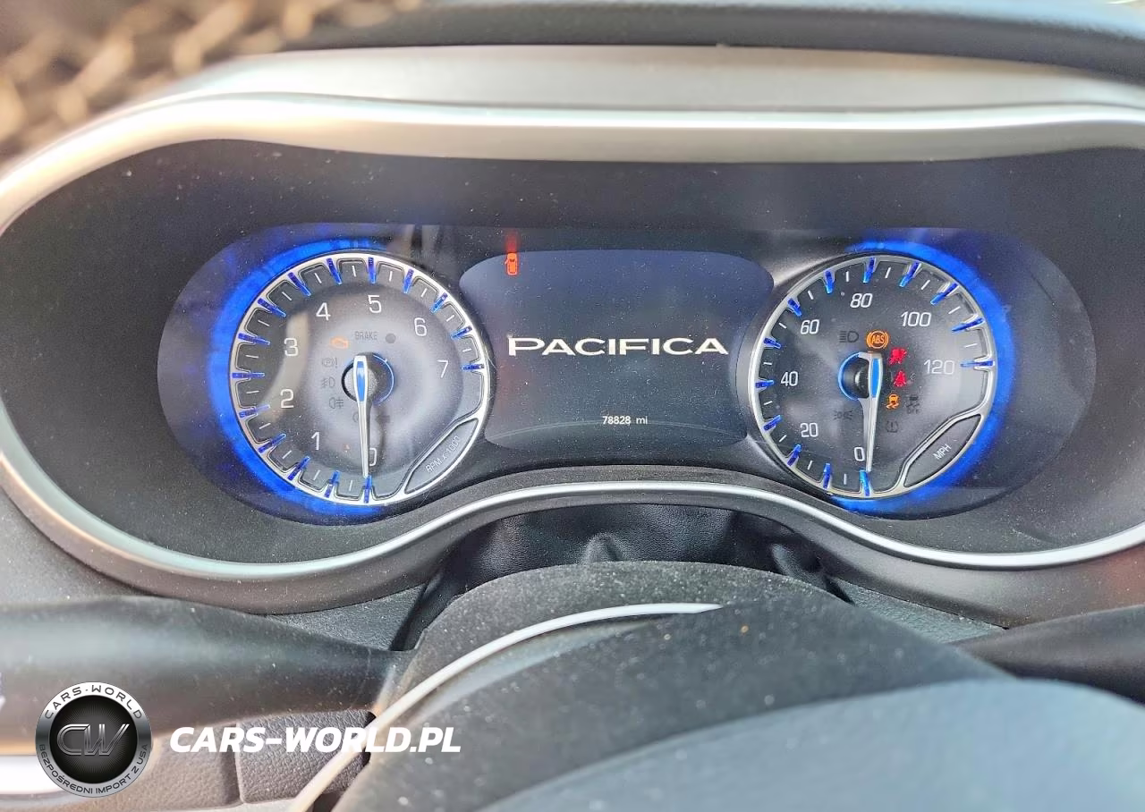 2022 Chrysler Pacifica Touring L VIN:2C4RC1BG8NR141023 - 9