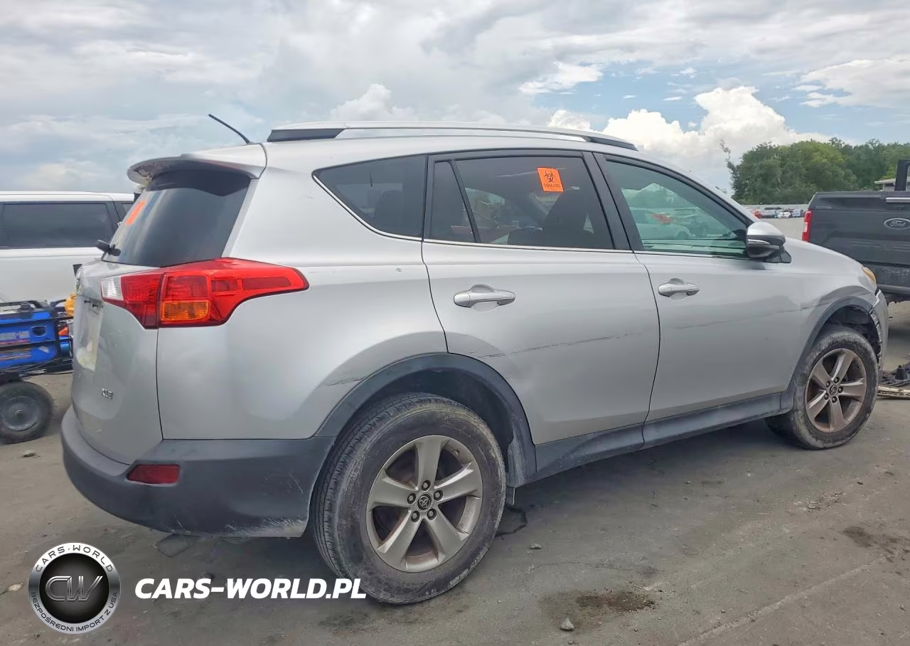 2015 Toyota Rav4 Xle VIN:2T3WFREV7FW177845 - 3