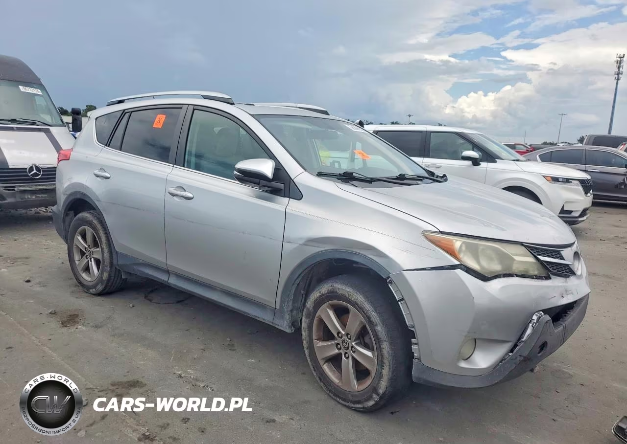 2015 Toyota Rav4 Xle VIN:2T3WFREV7FW177845 - 4