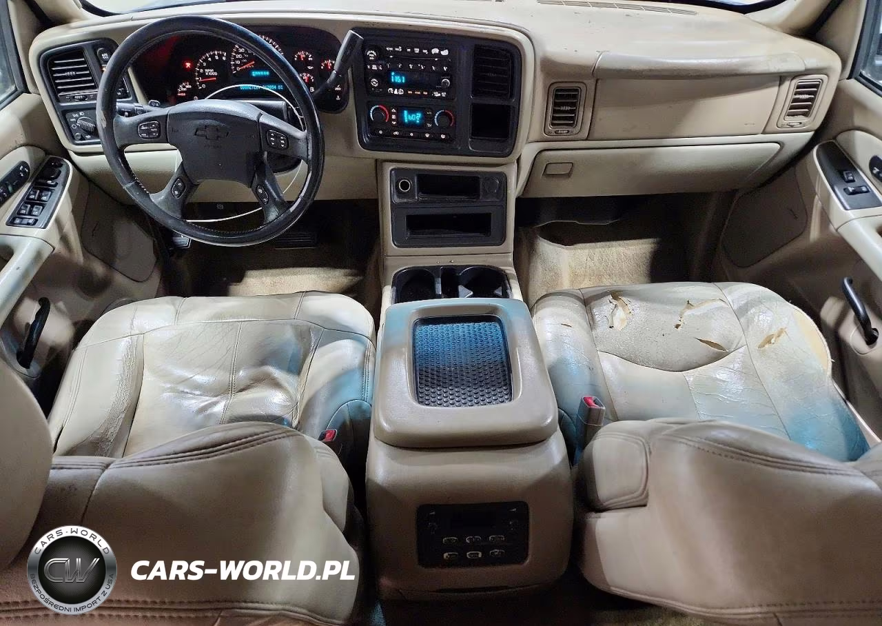 2003 Chevrolet Suburban K2500 VIN:3GNGK26U13G319042 - 8