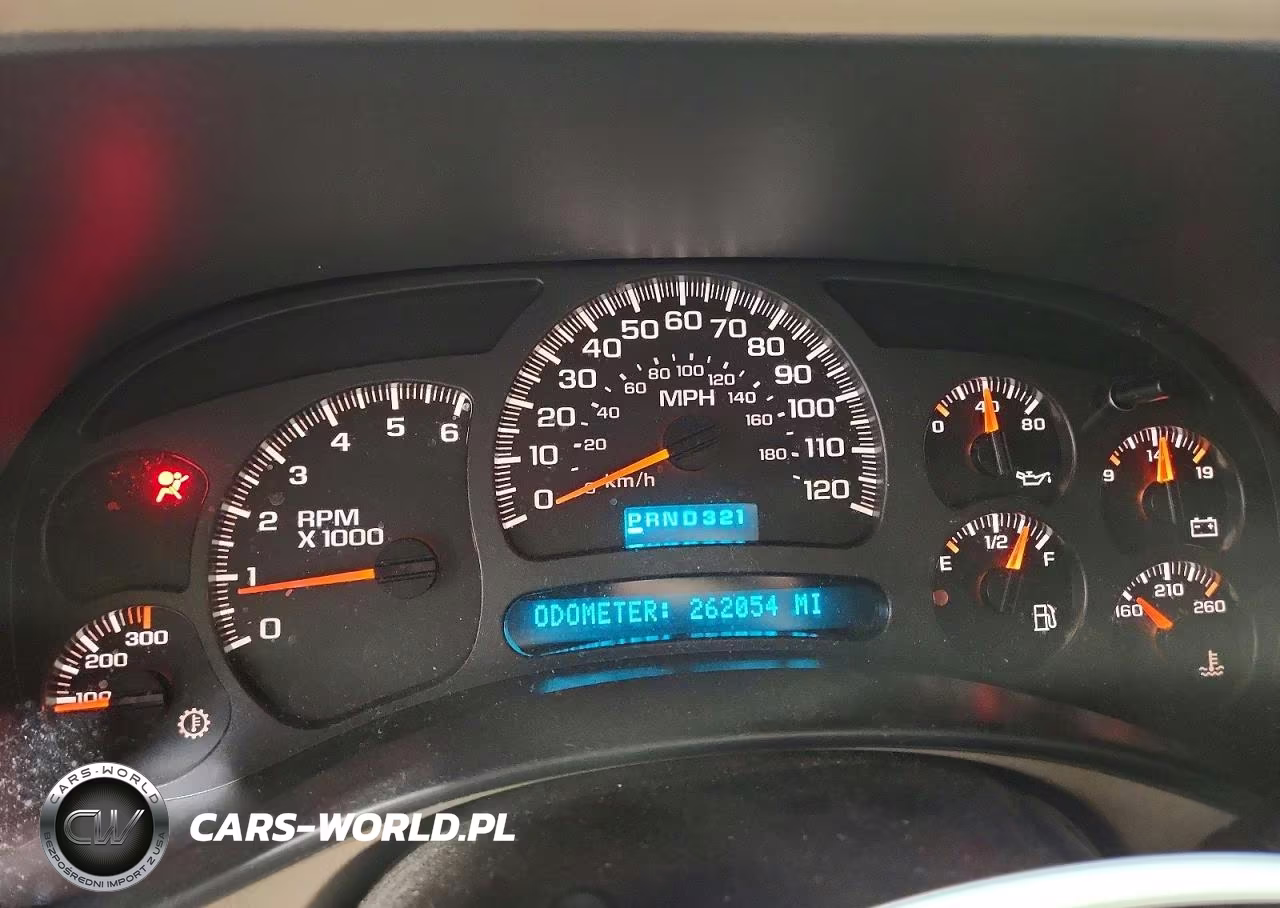 2003 Chevrolet Suburban K2500 VIN:3GNGK26U13G319042 - 9