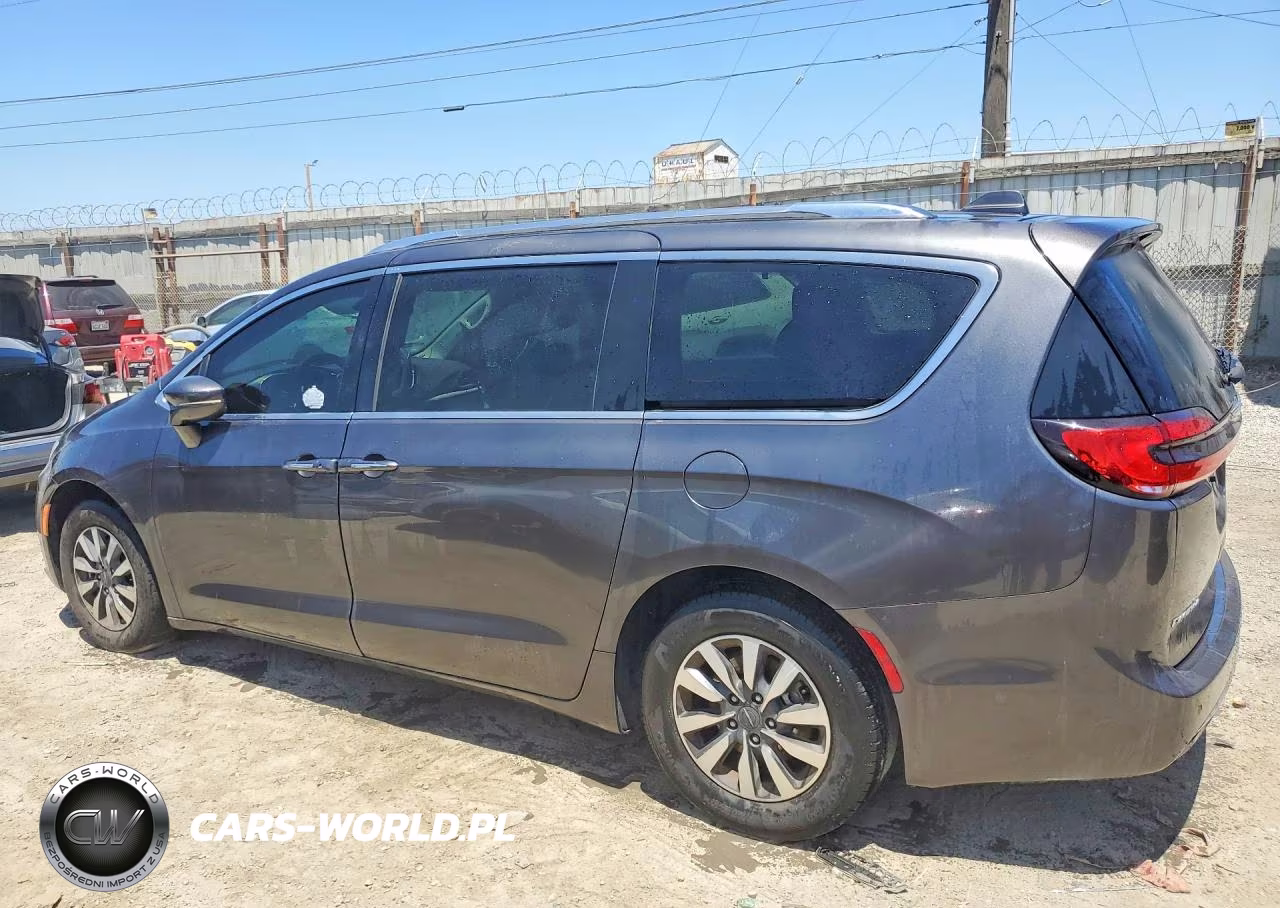 2021 Chrysler Pacifica Touring L VIN:2C4RC1BG6MR512436 - 2