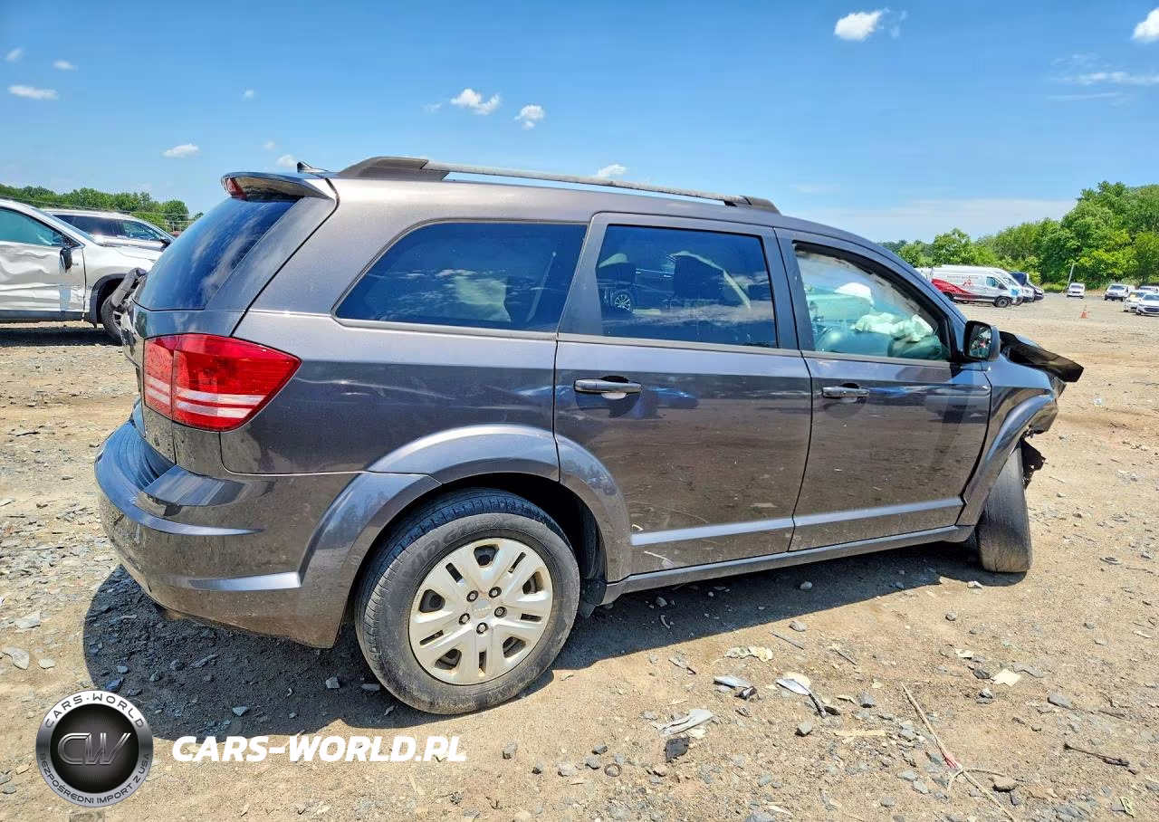 2018 Dodge Journey Se VIN:3C4PDCAB1JT152460 - 3
