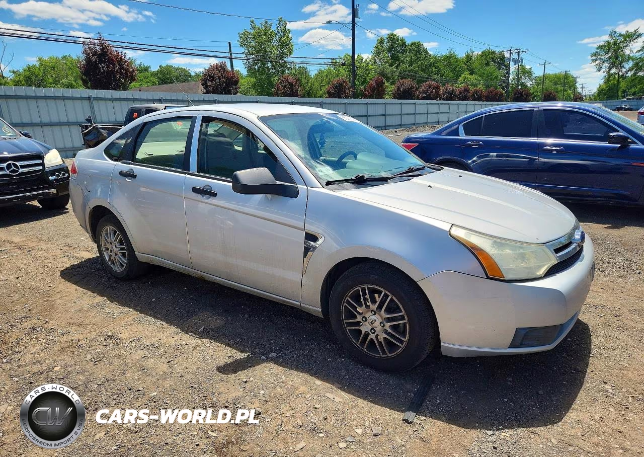 2008 Ford Focus Se VIN:1FAHP35N88W116016 - 4