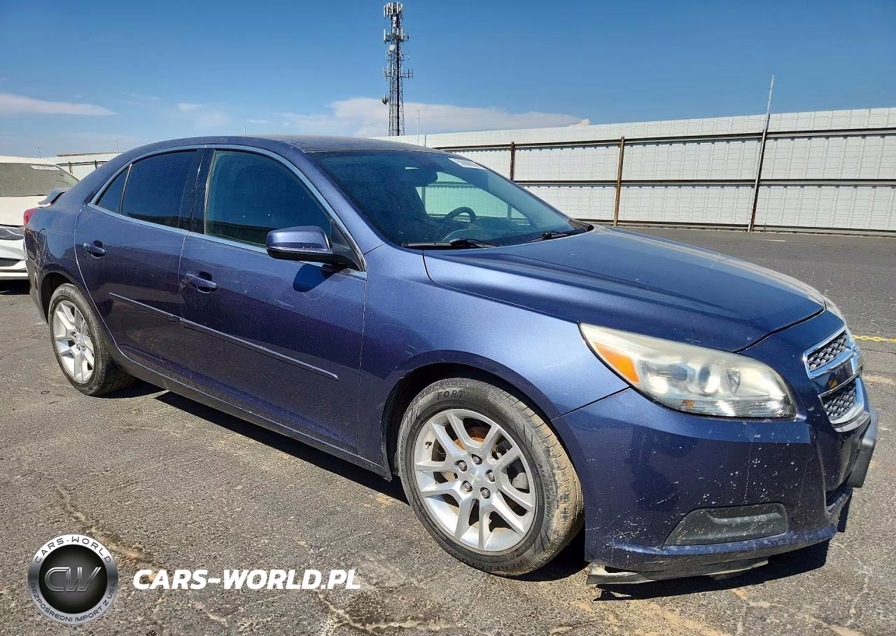 2013 Chevrolet Malibu 1Lt VIN:1G11D5SR2DF180417 - 4