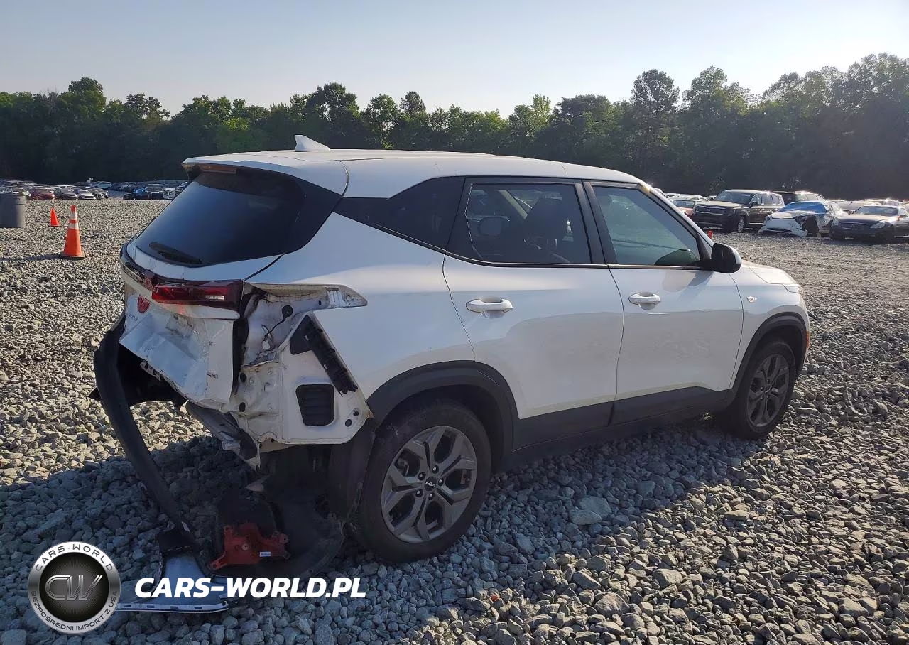 2024 Kia Seltos Lx VIN:KNDEPCAA2R7477138 - 3
