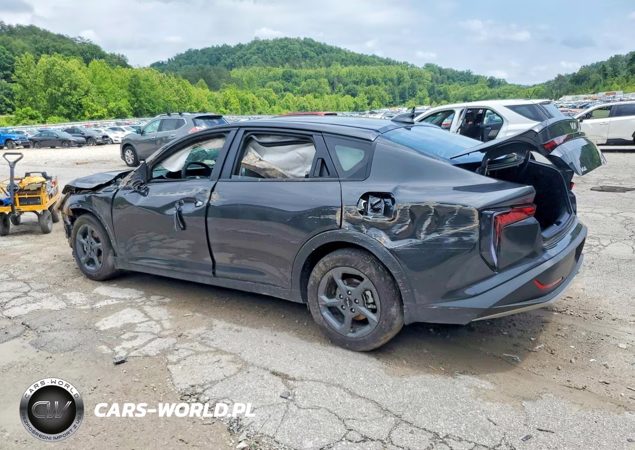 2025 Kia K4 Lxs VIN:3KPFT4DE7SE231566 - 2