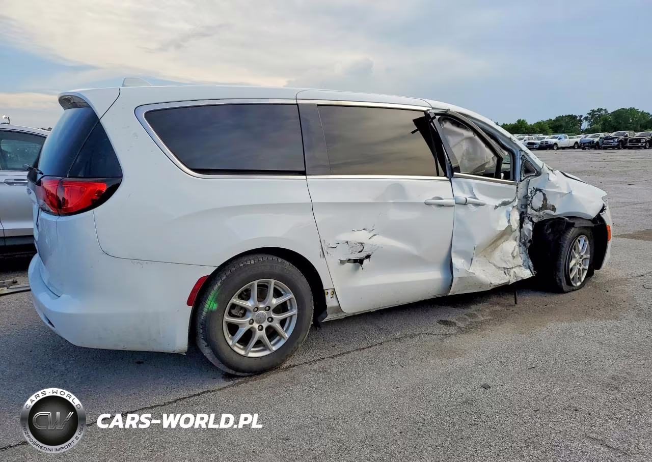 2020 Chrysler Voyager Lx VIN:2C4RC1CG4LR131276 - 3