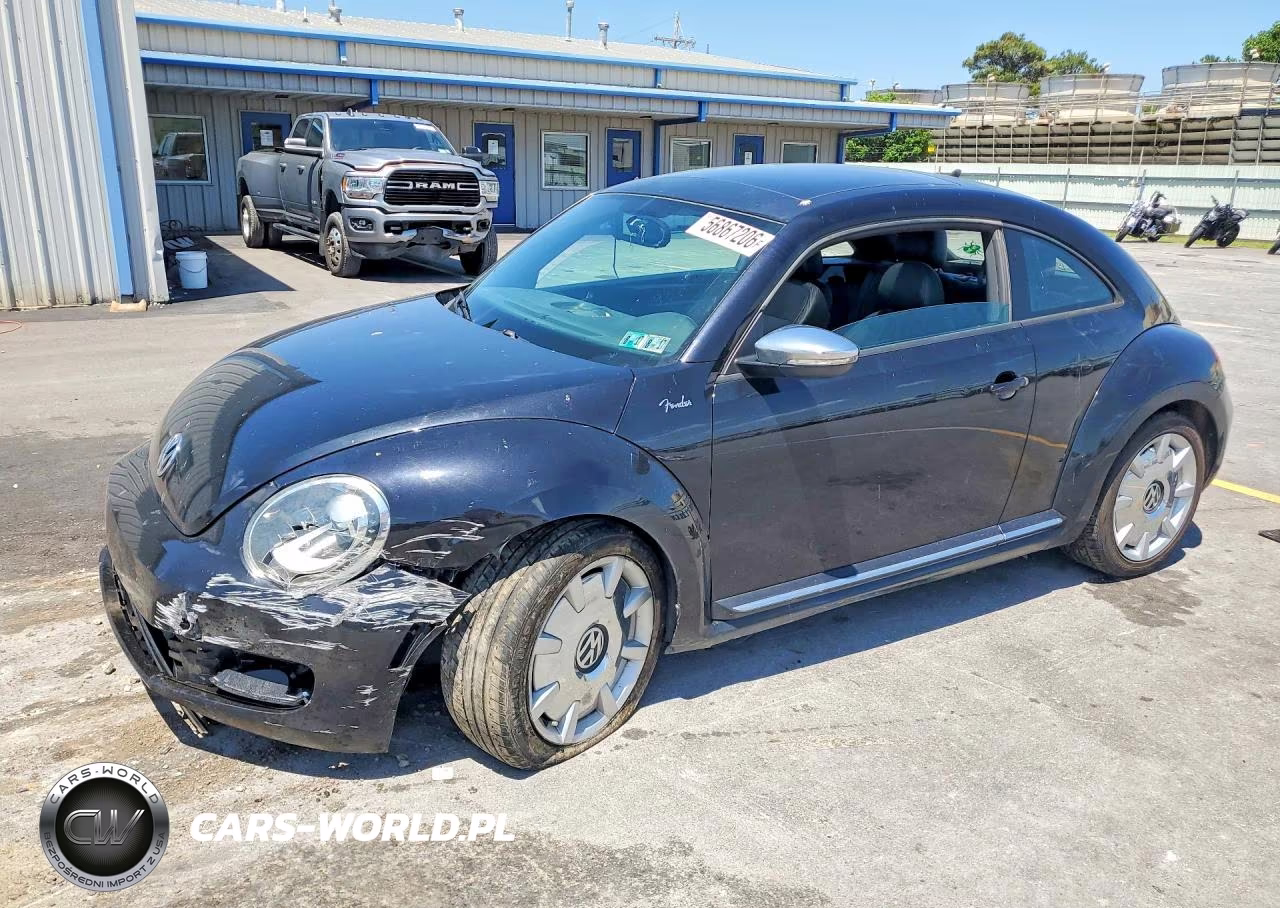 2013 Volkswagen Beetle