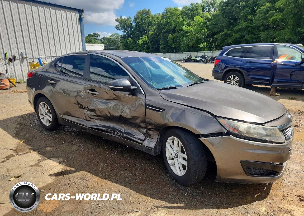 2011 Kia Optima Lx VIN:KNAGM4A74B5132817 - 4