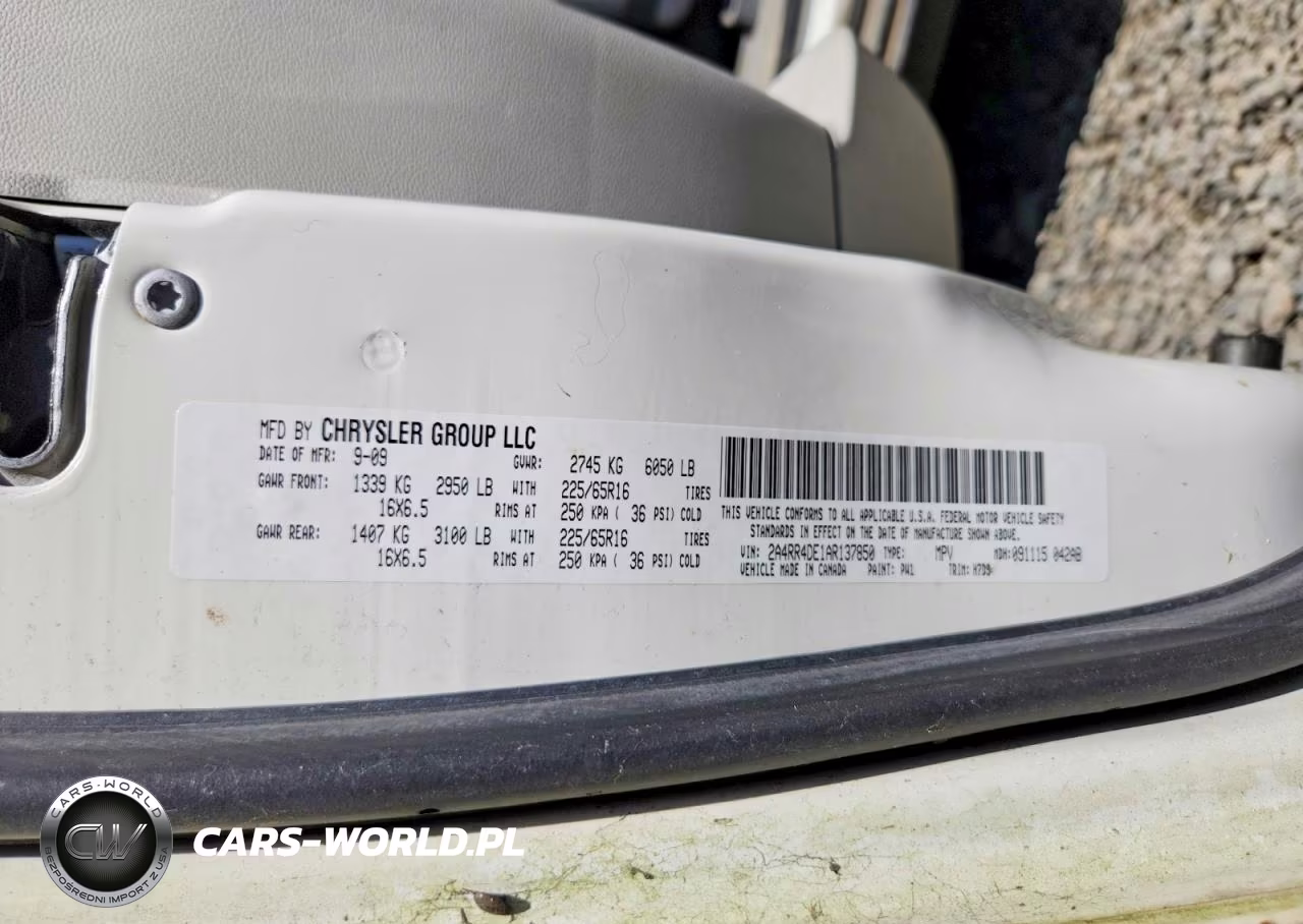 2010 Chrysler Town & Country Lx VIN:2A4RR4DE1AR137850 - 13