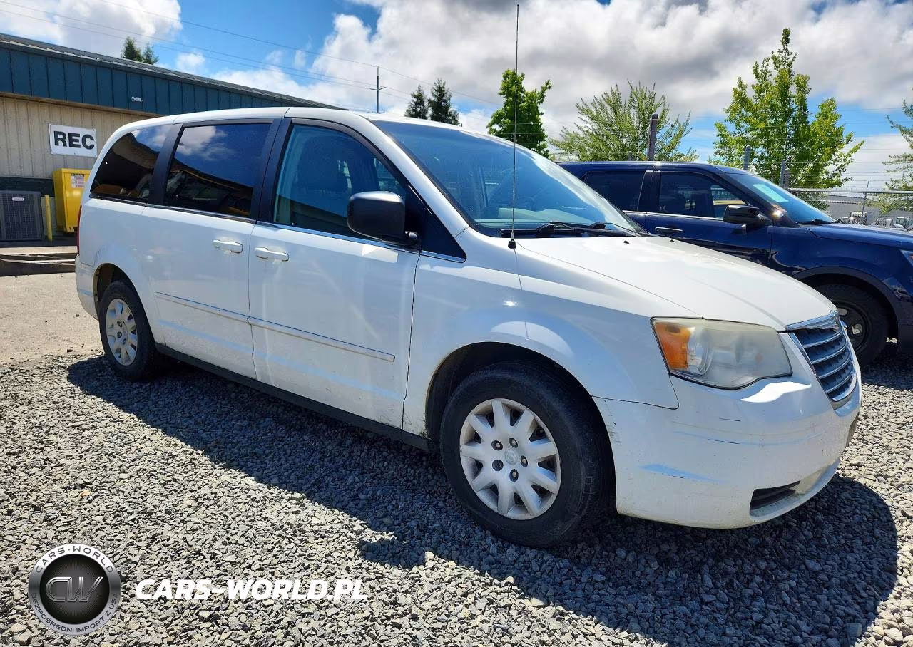 2010 Chrysler Town & Country Lx VIN:2A4RR4DE1AR137850 - 4