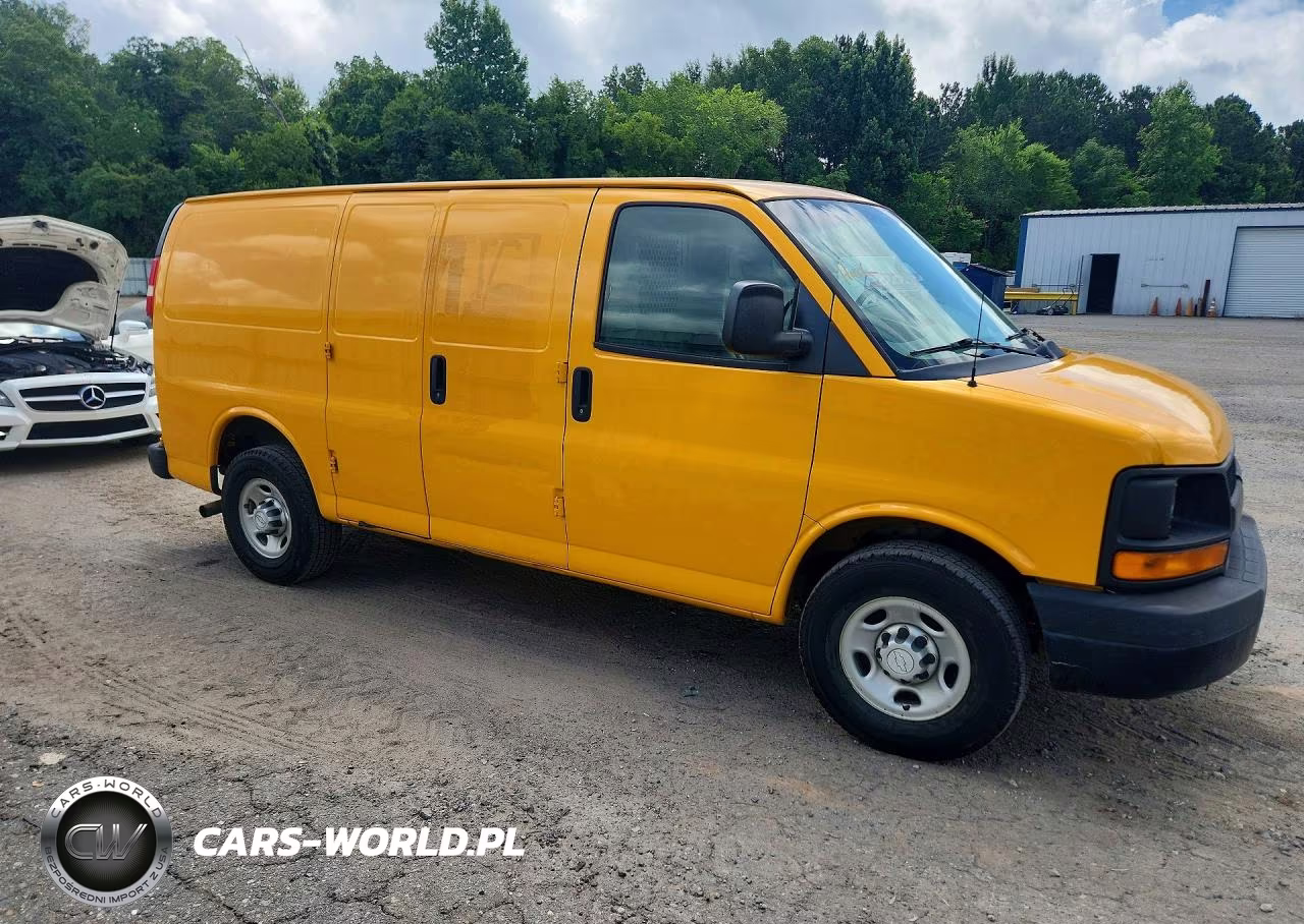 2016 Chevrolet Express G2500 VIN:1GCWGAFFXG1243715 - 4