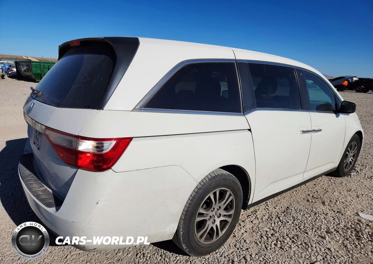 2013 Honda Odyssey Ex VIN:5FNRL5H48DB082196 - 3