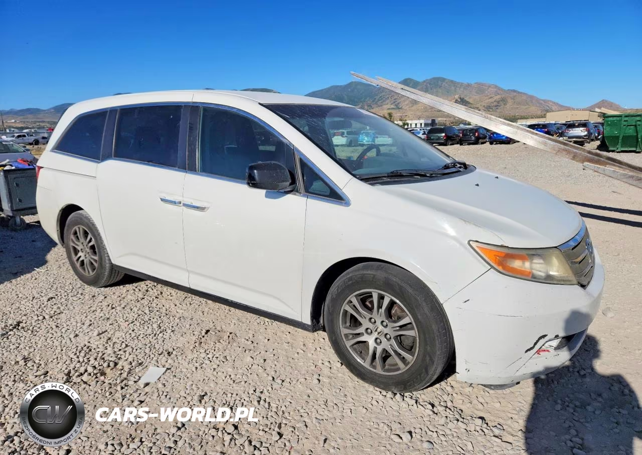 2013 Honda Odyssey Ex VIN:5FNRL5H48DB082196 - 4
