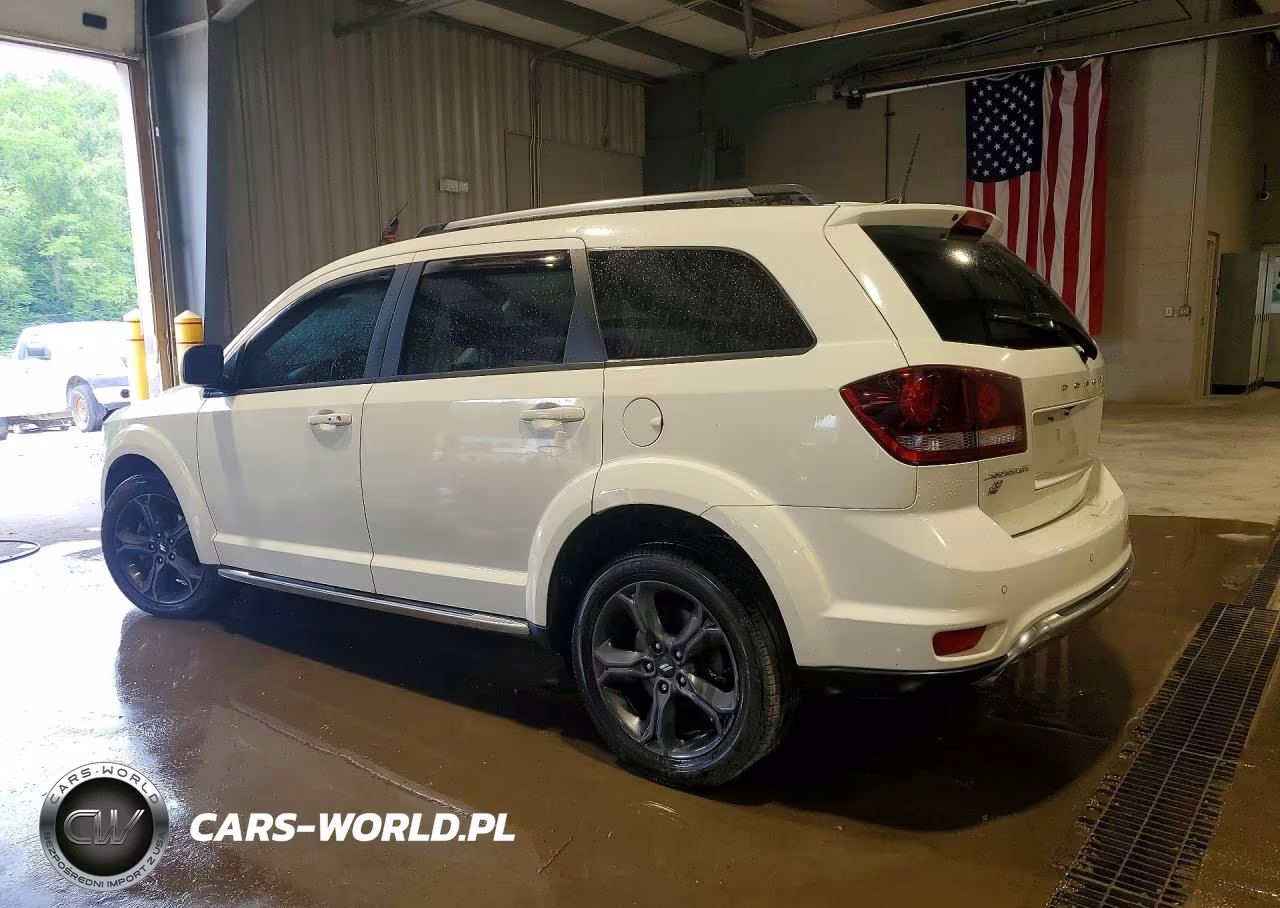 2018 Dodge Journey Crossroad VIN:3C4PDDGG8JT504281 - 2