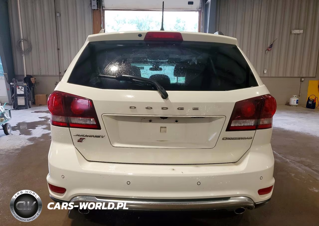 2018 Dodge Journey Crossroad VIN:3C4PDDGG8JT504281 - 6